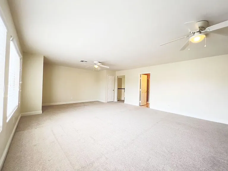 2019 Silverton Dr — Photo 26