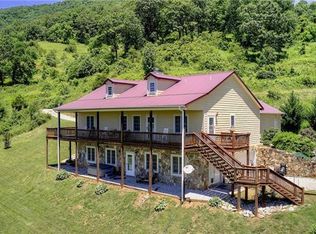 222 Sunset Mountain Dr, Bakersville, NC 28705