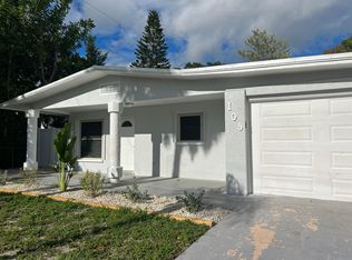 105 20th St NE, Bradenton, FL 34208