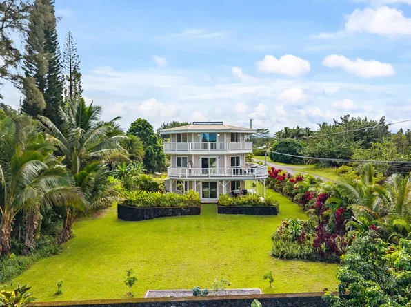 15-1077 Amau Rd, Keaau, HI 96749