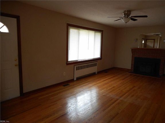 5th image of 10805 Warwick Blvd