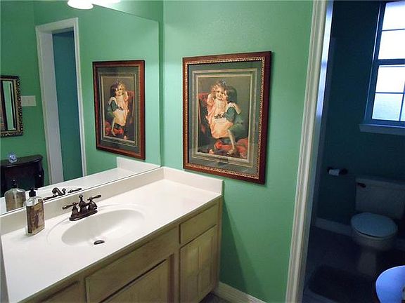 4th image of 2909 Birmingham Briar Dr