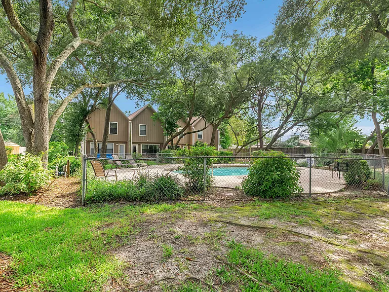 4 Falcon Ridge Ln — Photo 17