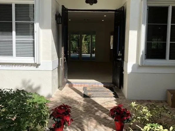 8293 SW 171st Ter, Palmetto Bay, FL 33157