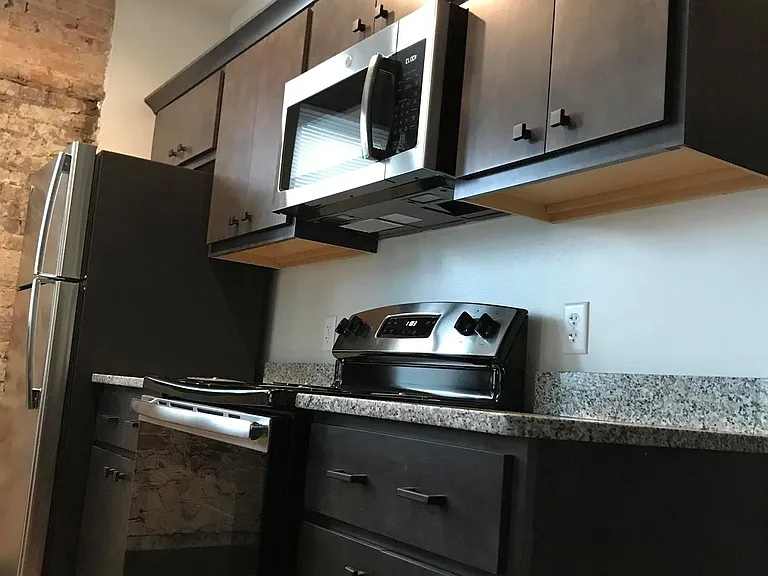 2616 Short Vine — Photo 13