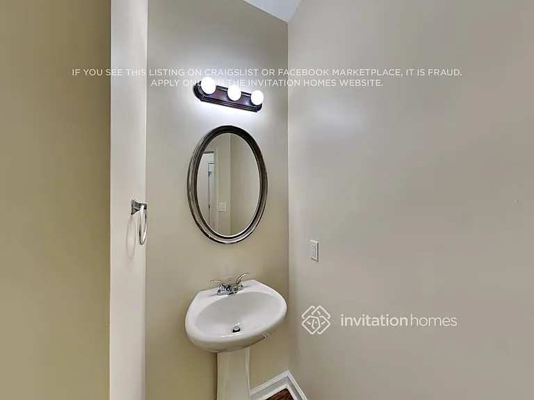 2465 Valley Creek Dr — Photo 20