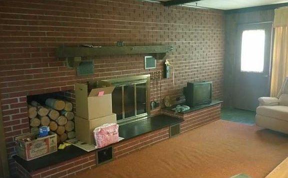 2nd image of 999 Weimer Ln