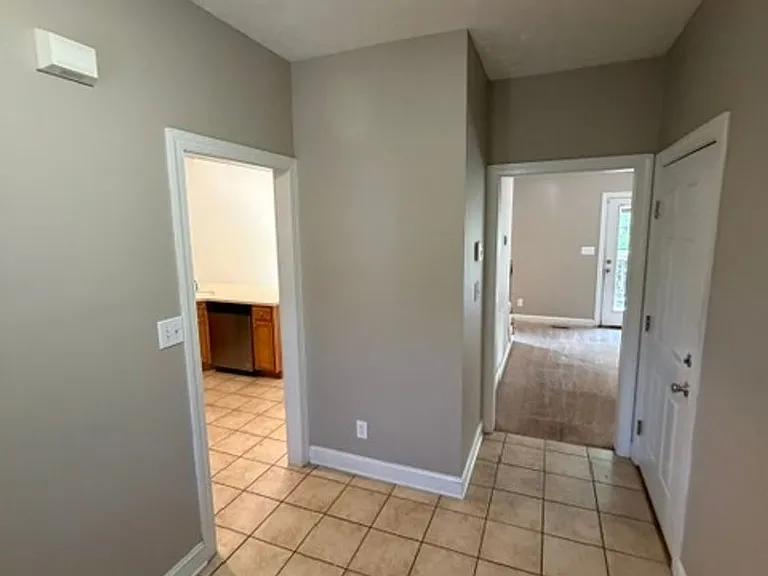 119 Willborough Ave — Photo 2