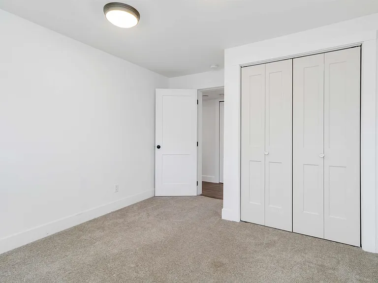 46190 Larch Ave — Photo 9
