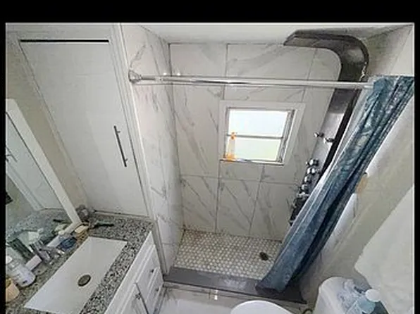 1610 W Bay Dr Lot 16, Largo, FL 33770