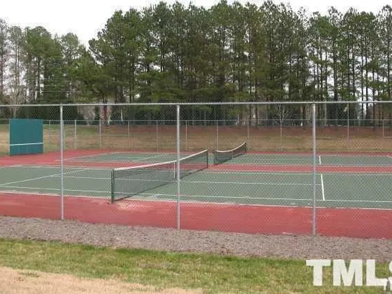1817 Misty Hollow Ln — Photo 11