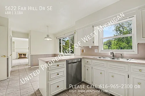 5622 Far Hill Dr SE Photo 1
