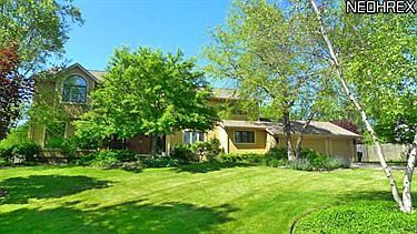 2nd image of 135 Murcott Cir