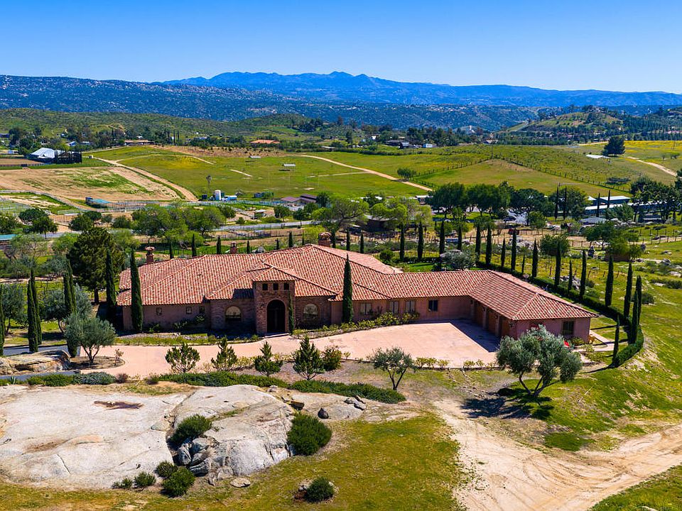 1st image of 39375 San Ignacio Rd