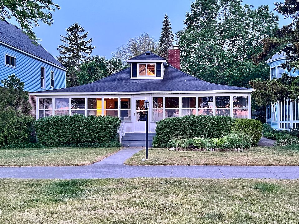 4046 Gratiot Ave, Port Huron, MI 48060 Zillow