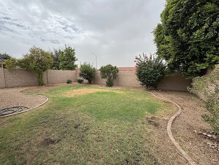 15940 N 86th Ln — Photo 25