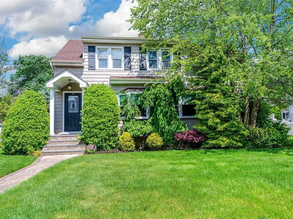 2677 Terrell Avenue, Oceanside, NY 11572