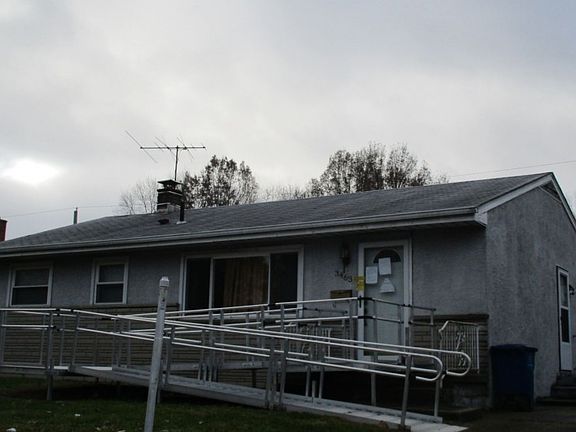 2nd image of 3463 Bolton Ave