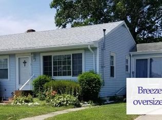 3 N Anthony Dr, Acushnet, MA 02743