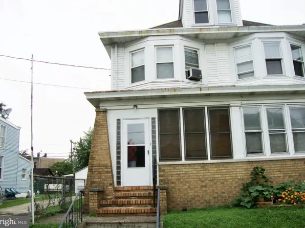 1124 Genesee St, Trenton, NJ 08610