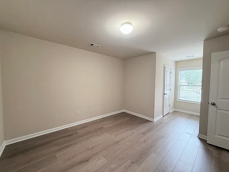1610 Apple Blossom Dr — Photo 19