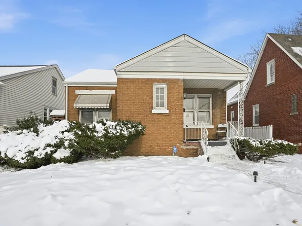 126 Warren St, Calumet City, IL 60409