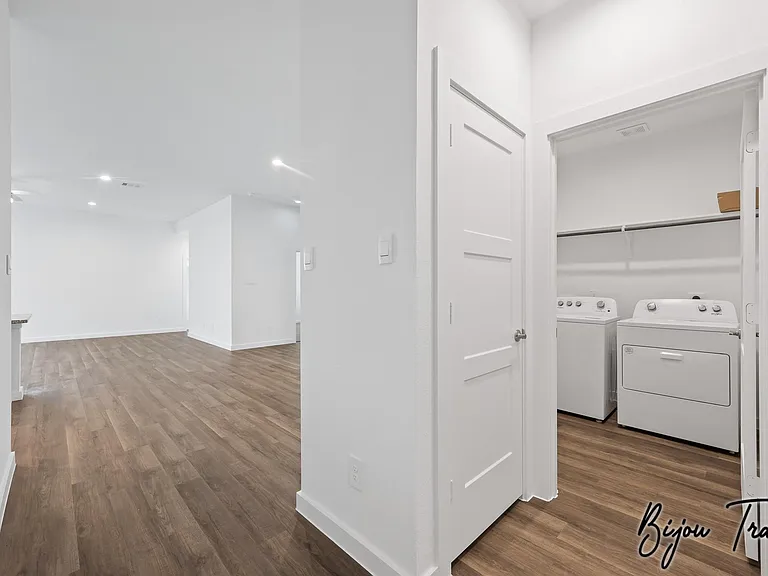 6127 Bella Breeze Dr — Photo 17