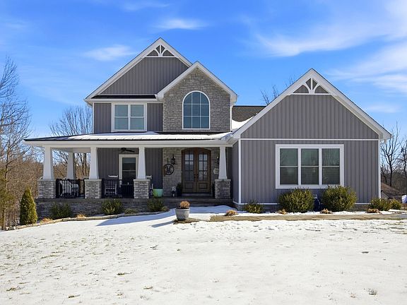 3rd image of 1224 Stoneridge Rd