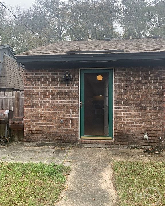 1st image of 432 Edgewater Rd