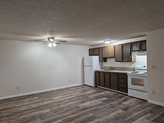 4th image of 1229 NE Hogan Pl #9bcd55d7e