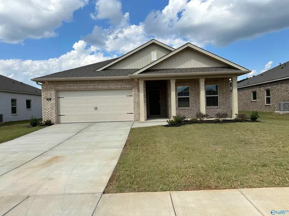 215 Antler Ridge Dr, Huntsville, AL 35811