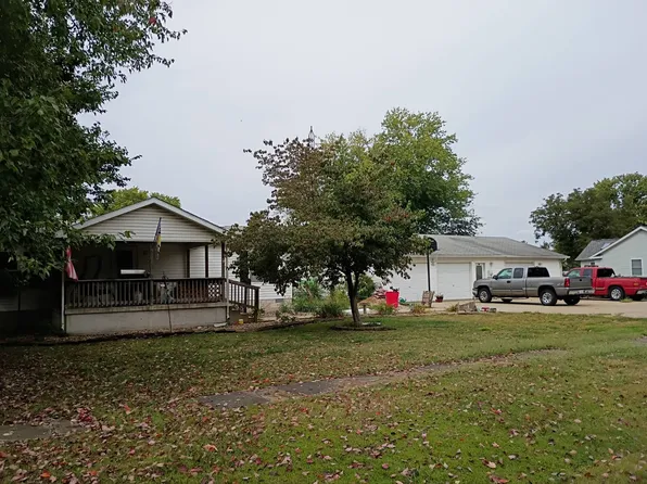 367 Ayers St, Waverly, IL 62692