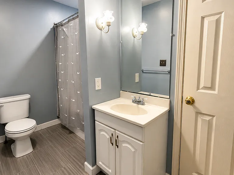 6239 SW Wanamaker Rd — Photo 20