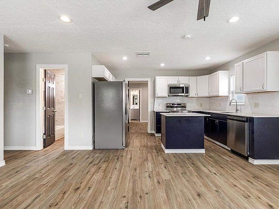 4th image of 1704 SW McKinley Ave