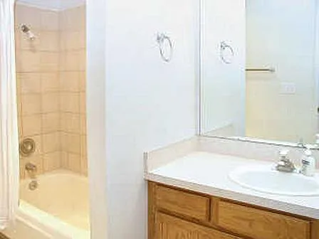 Copy of Knolls Bathroom_06152021