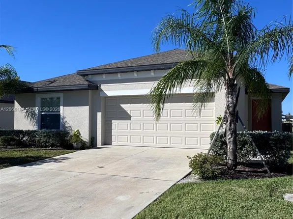 17711 Paradiso Way, North Fort Myers, FL 33917