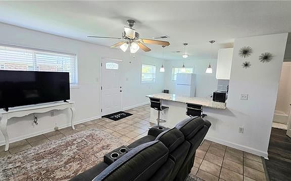 4th image of 509 Omega St APT D