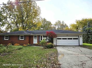 1555 Schust Rd, Saginaw, MI 48604
