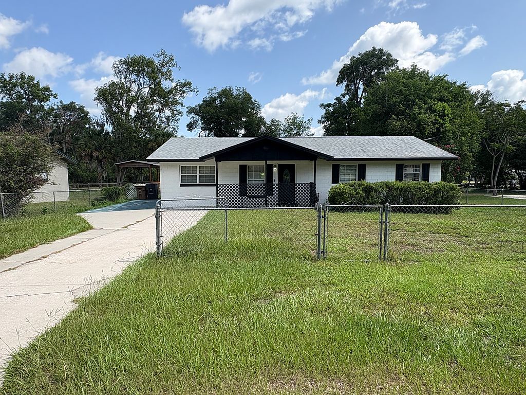 3839 NE 5th St - Property Image