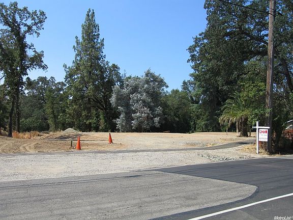 4th image of 7674 Highland Ave