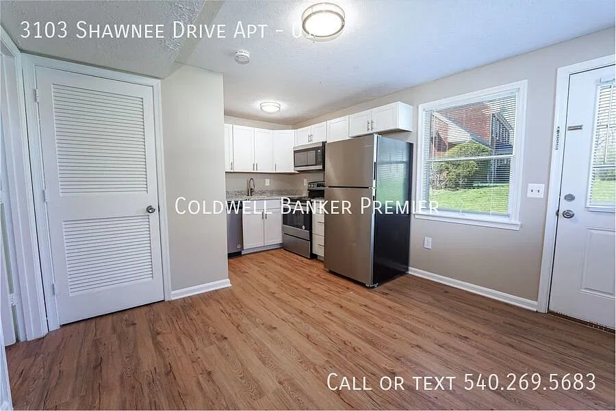 Renovated 1-Bedroom End-Unit Apartment in Winchester, VA — Photo 2