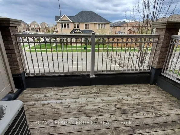2554 Grand Oak Trl, Oakville, ON L6M 0S4