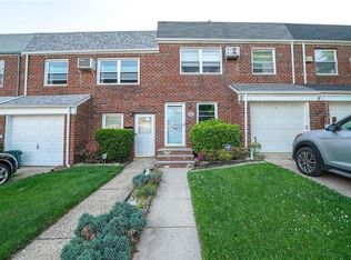 4120 210th St #1, Bayside, NY 11361