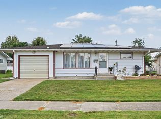 49 Florence Dr, Fort Madison, IA 52627