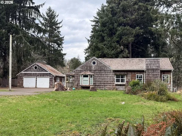 750 5th St., Gearhart, OR 97138