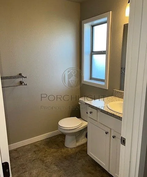 2007 Aaron Dr #104 — Photo 3