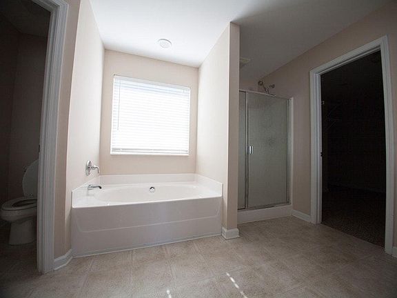 4th image of 3021 Ballenger Dr