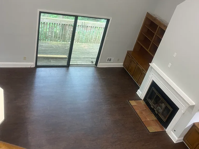 5035 Highland Hills Pkwy — Photo 8