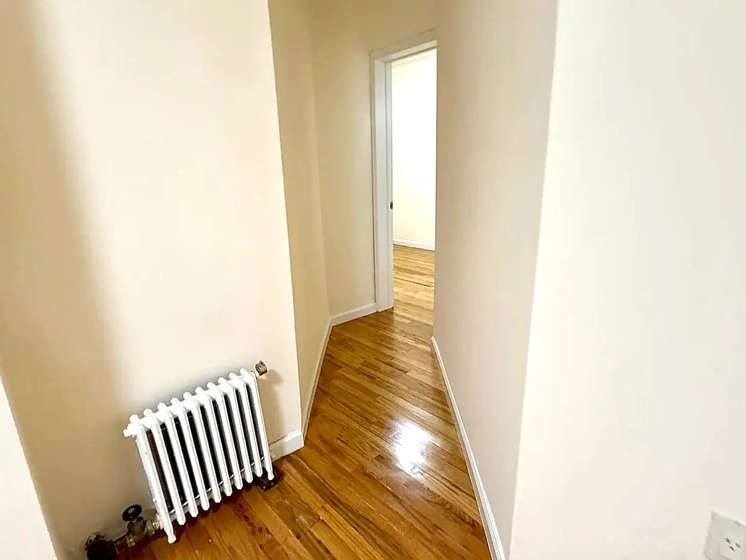 217 East 22nd Street — Photo 4