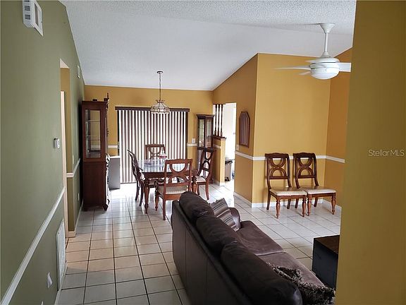 3rd image of 3080 Hallow Dr